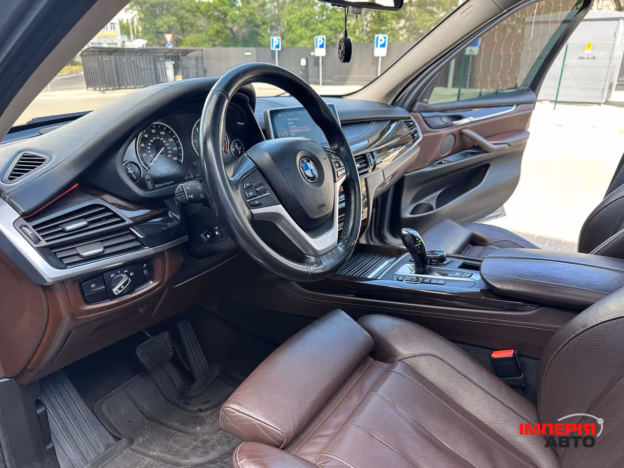 BMW X5 - фото 11