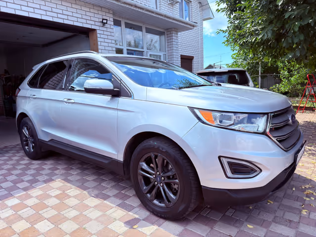 Ford Edge - фото 2