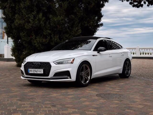 Audi A5 - фото 3