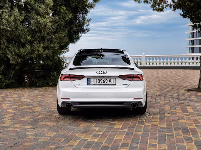 Audi A5 - фото 4