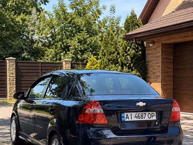 Chevrolet Aveo - фото 3
