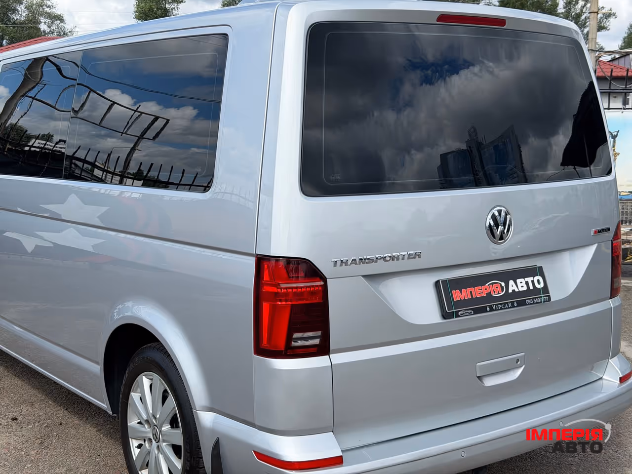 Volkswagen Transporter - фото 7