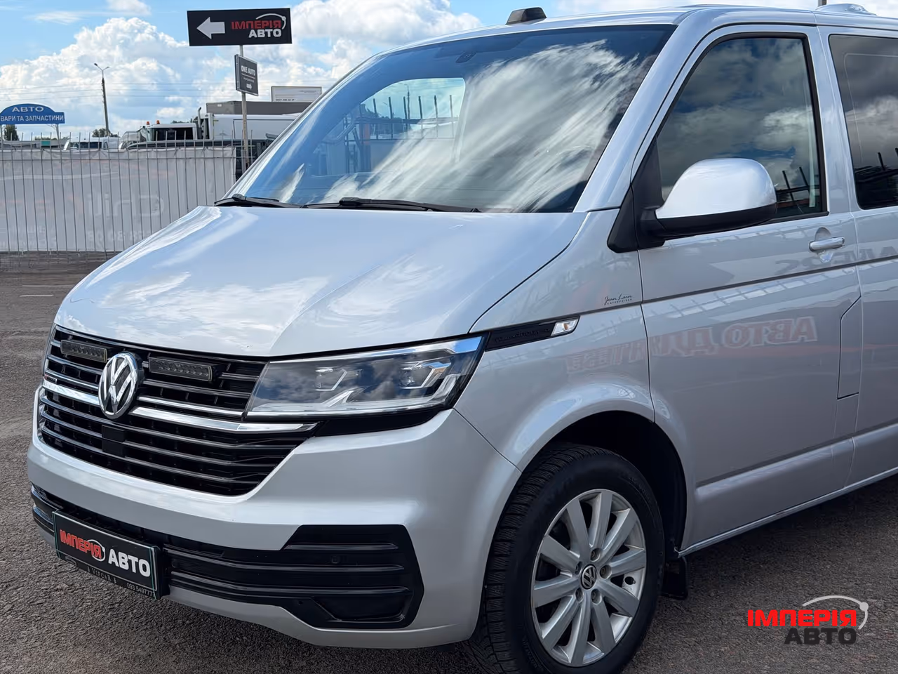 Volkswagen Transporter - фото 4
