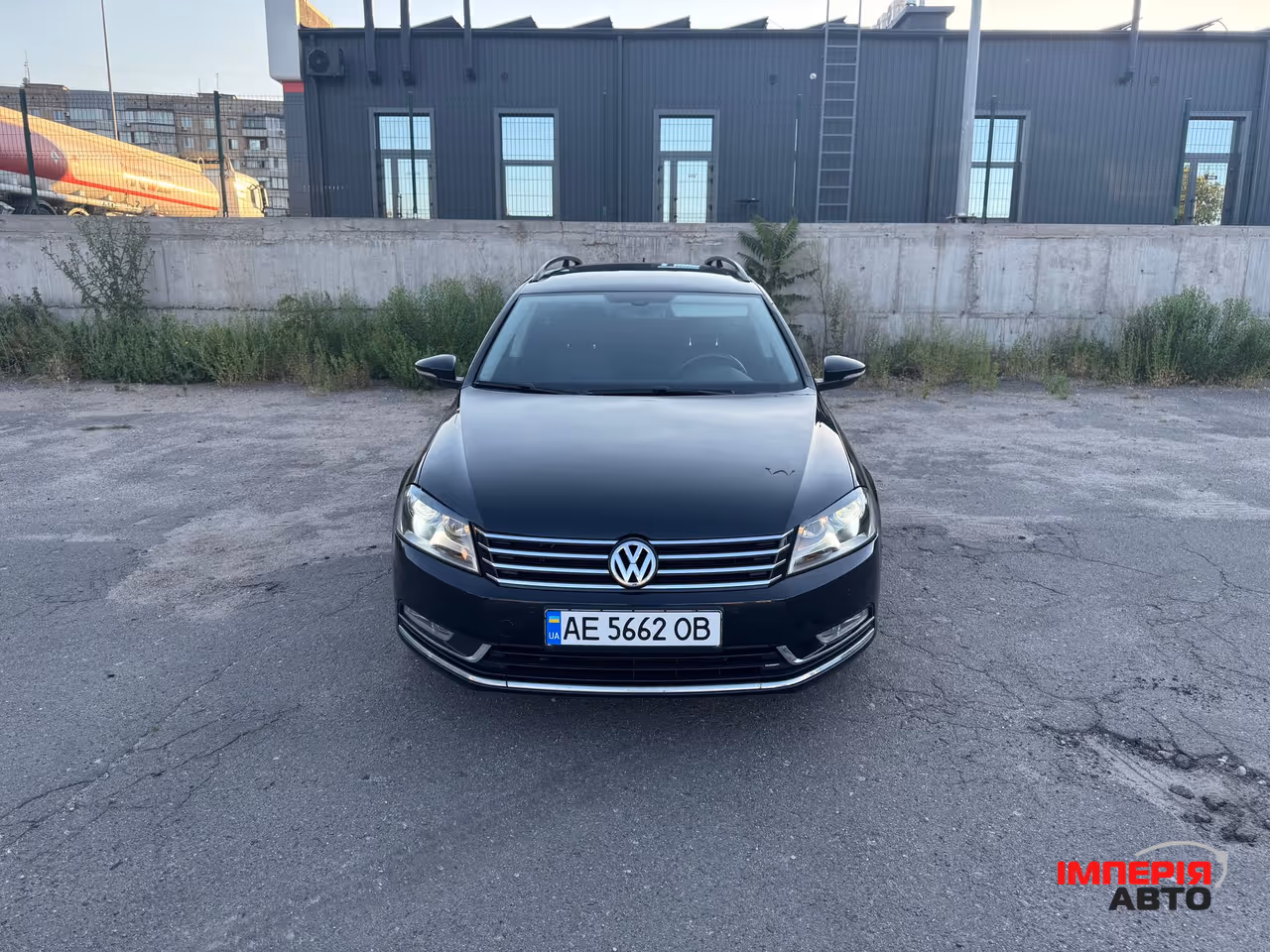 Volkswagen Passat - фото 1
