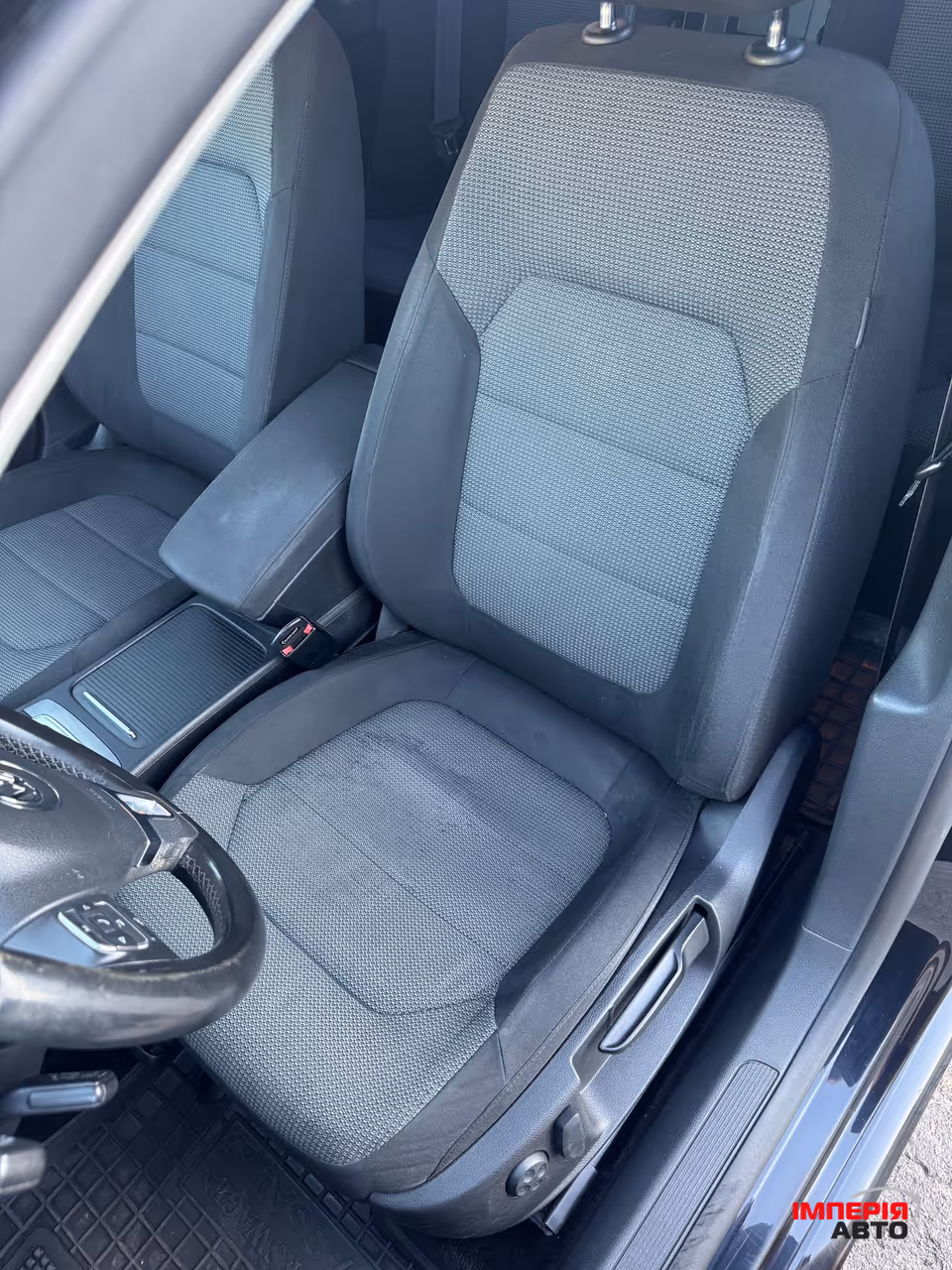 Volkswagen Passat - фото 25