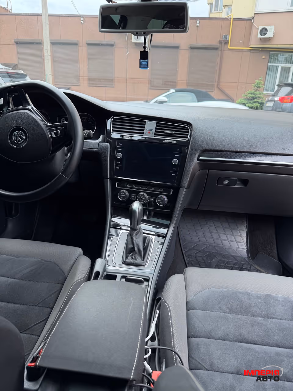 Volkswagen Golf GTD - фото 14