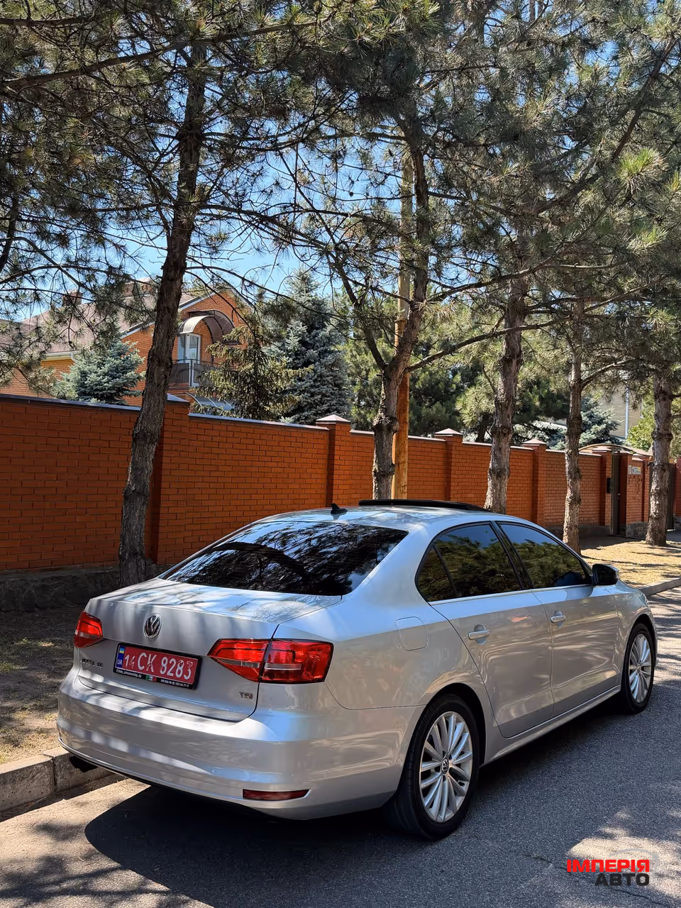 Volkswagen Jetta - фото 4