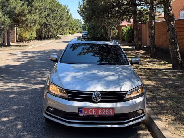 Volkswagen Jetta - фото 1