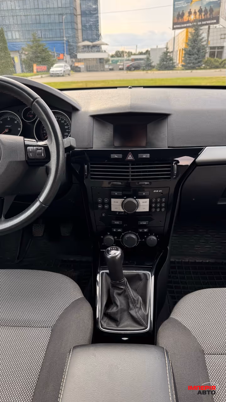 Opel Astra - фото 18