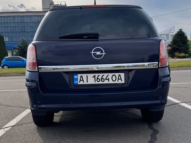 Opel Astra - фото 5