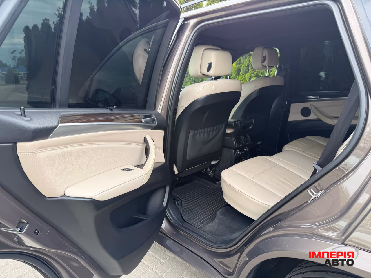 BMW X5 - фото 15
