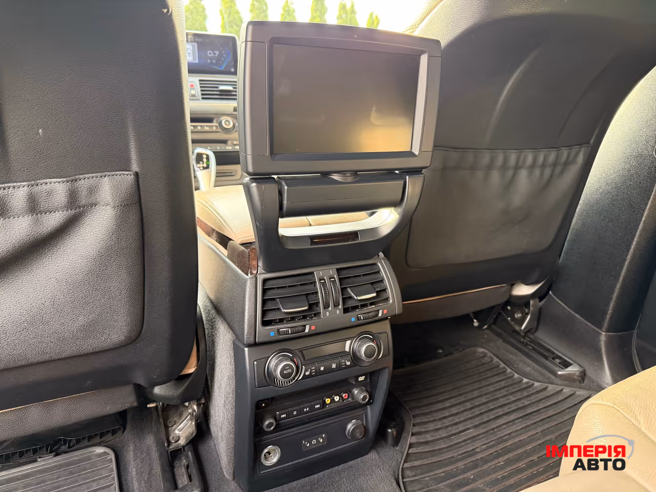 BMW X5 - фото 20