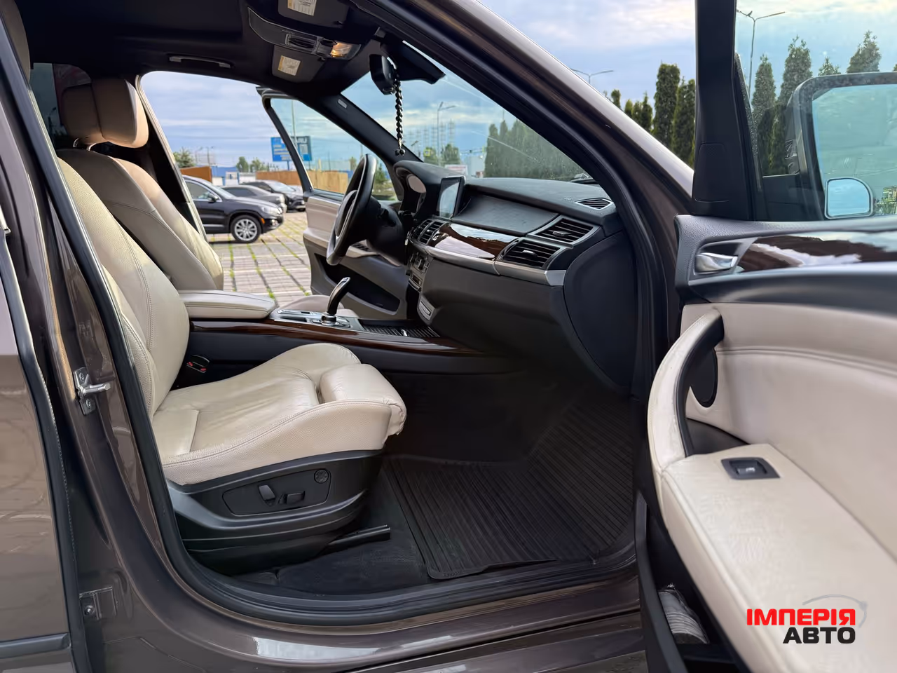 BMW X5 - фото 22