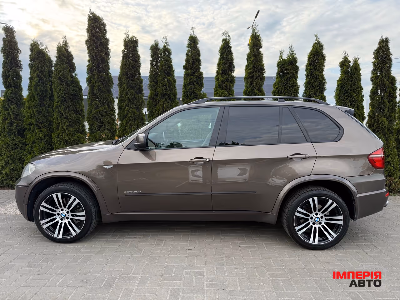 BMW X5 - фото 7