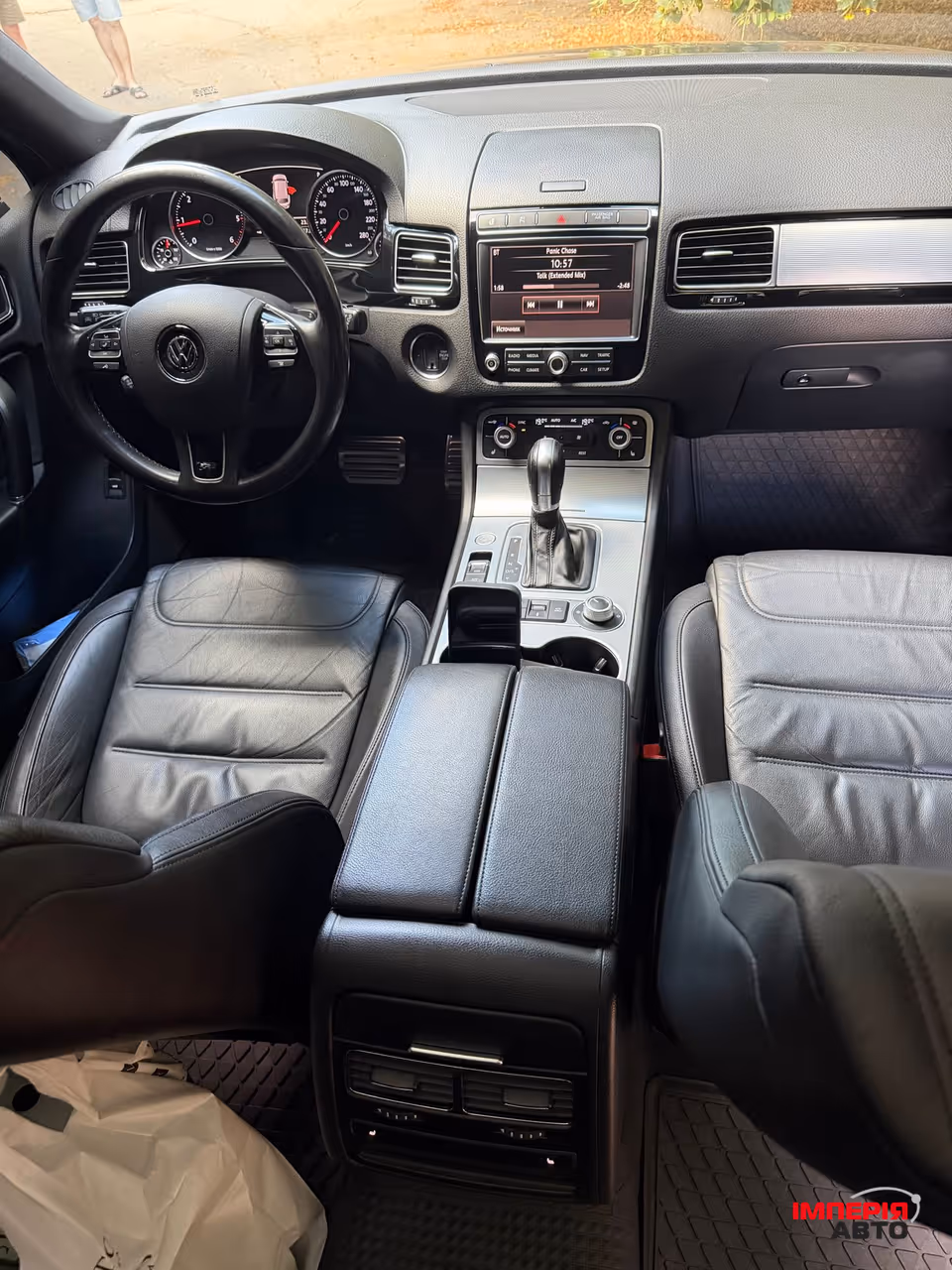 Volkswagen Touareg - фото 18