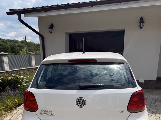 Volkswagen Polo - фото 3