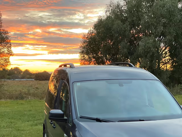 Volkswagen Caddy - фото 1