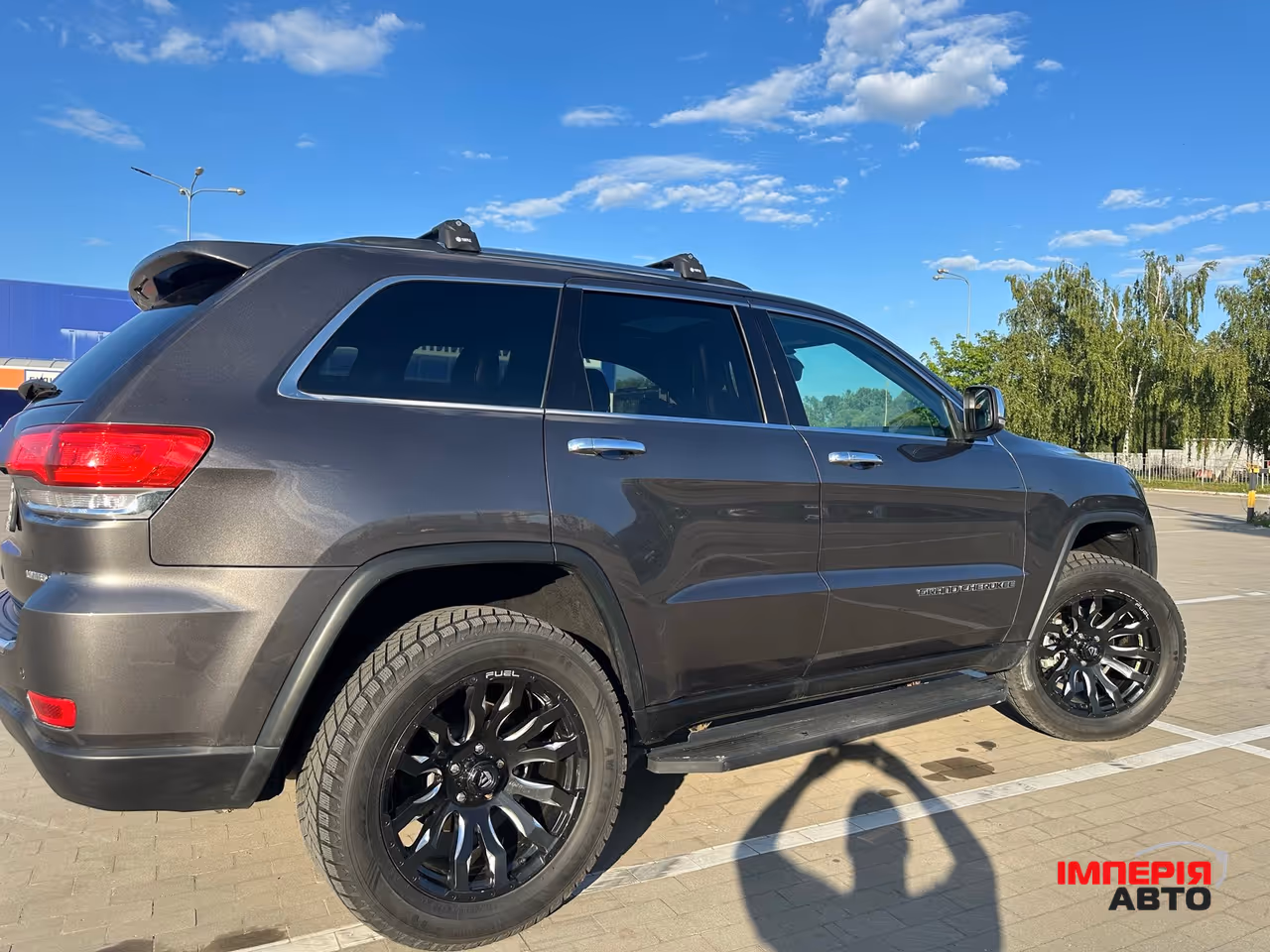 Jeep Grand Cherokee - фото 17