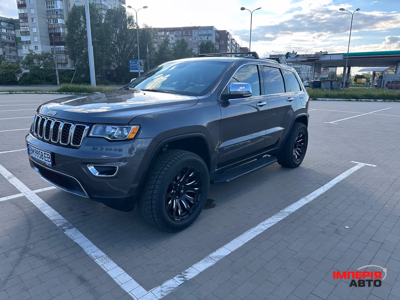 Jeep Grand Cherokee - фото 15