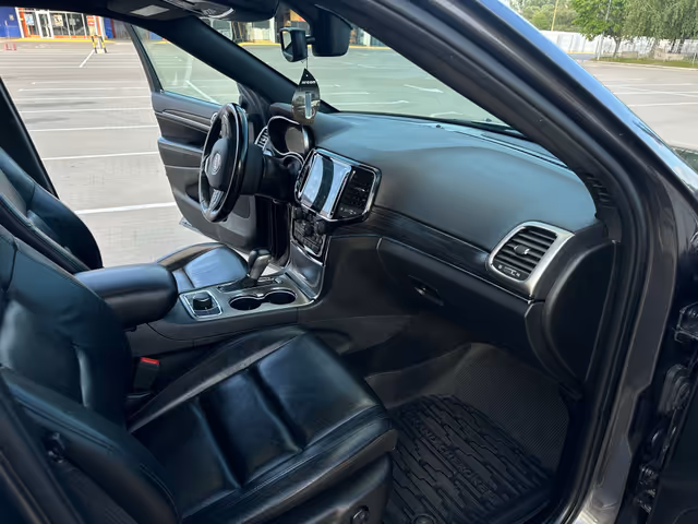 Jeep Grand Cherokee - фото 5