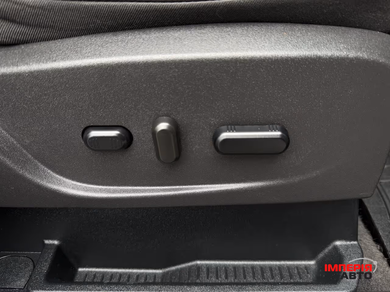 Ford Escape - фото 39