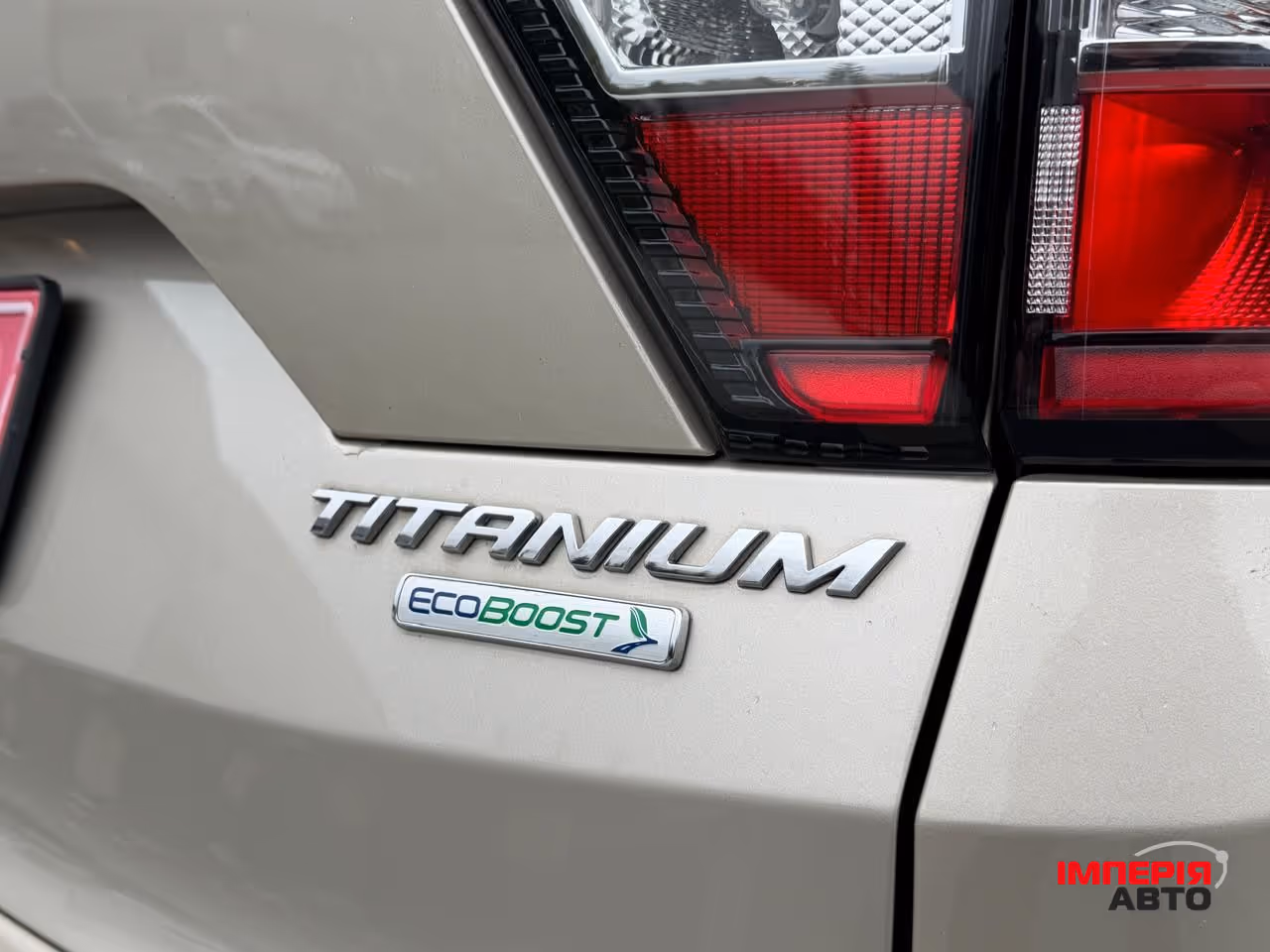 Ford Escape - фото 15