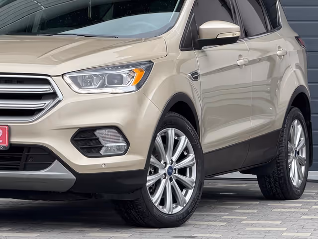 Ford Escape - фото 5