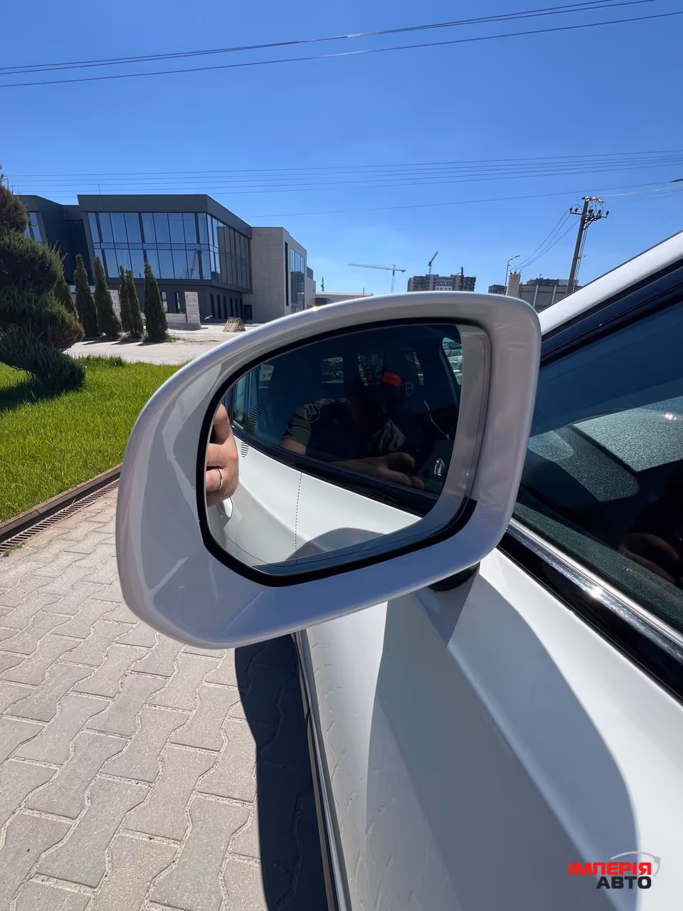 Volvo V90 Cross Country - фото 13
