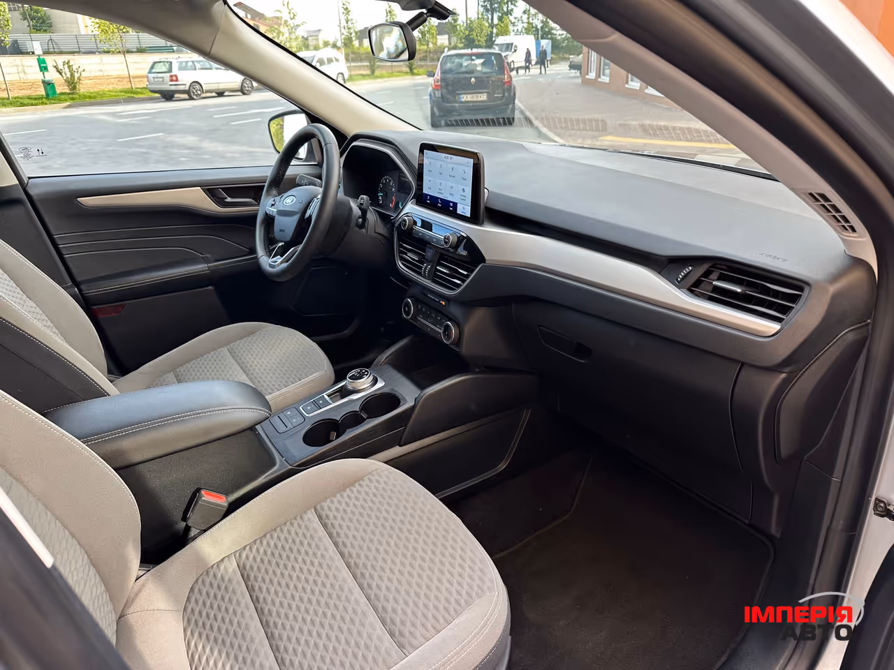 Ford Escape - фото 18