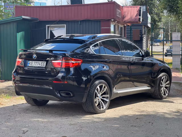 BMW X6 - зображення 2