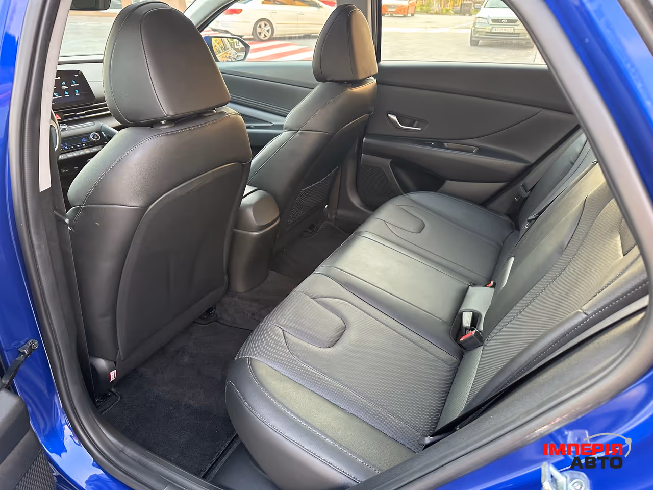Hyundai Elantra - фото 19