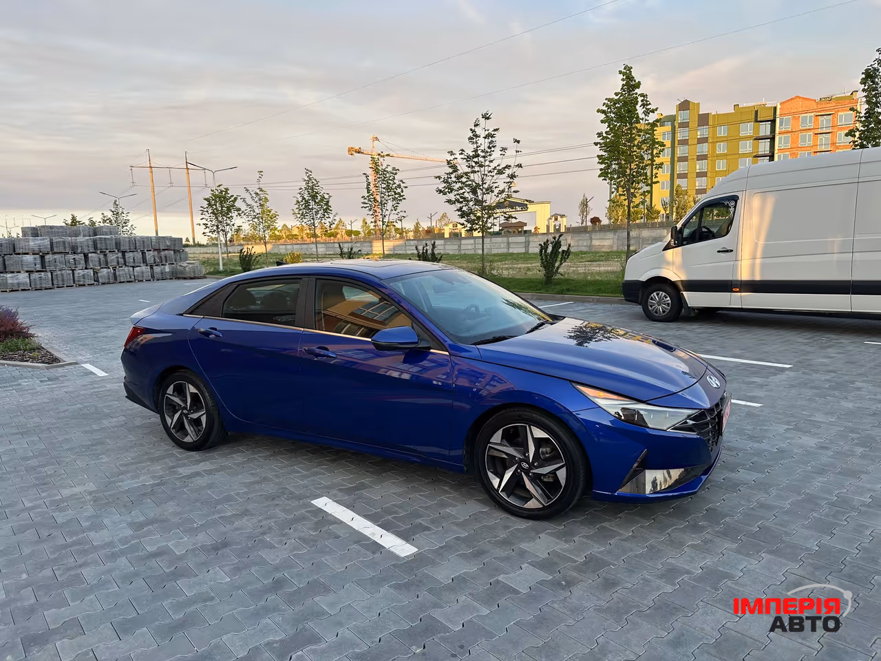 Hyundai Elantra - фото 8