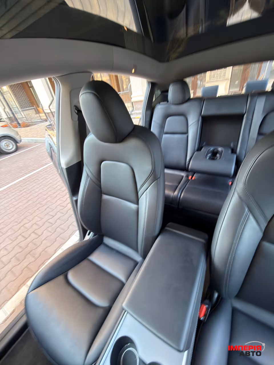 Tesla Model Y - фото 15