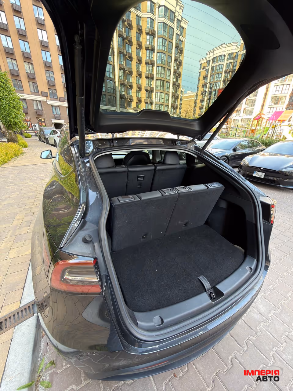 Tesla Model Y - фото 13