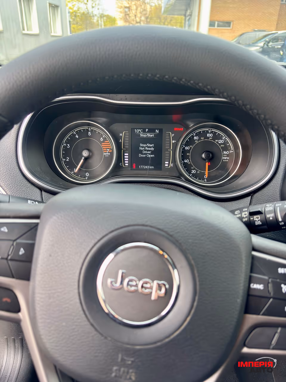 Jeep Cherokee - фото 15