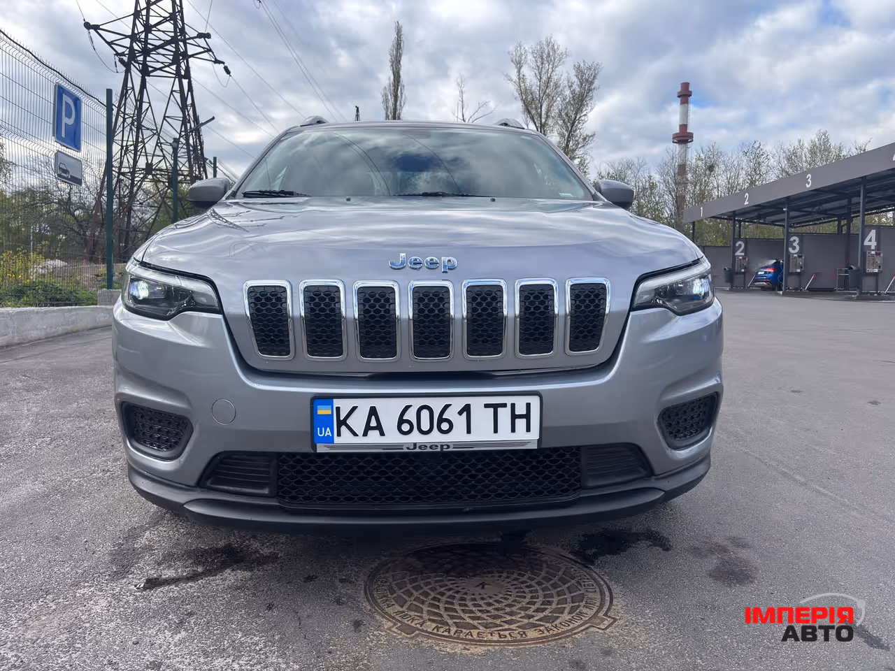 Jeep Cherokee - фото 4