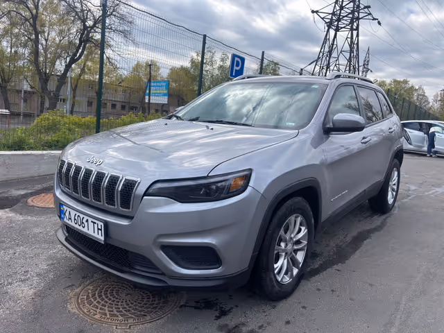 Jeep Cherokee - фото 1