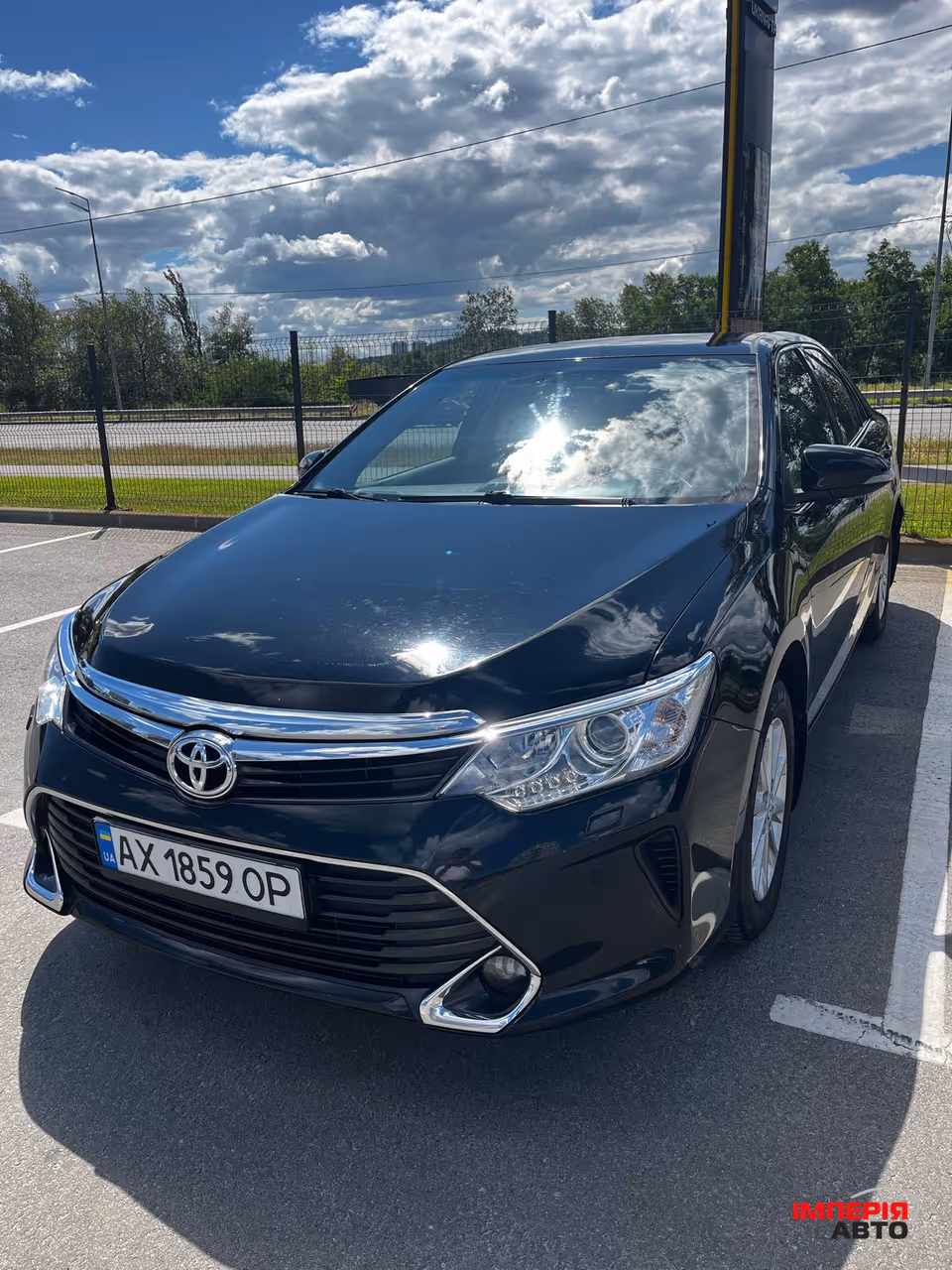 Toyota Camry - фото 2