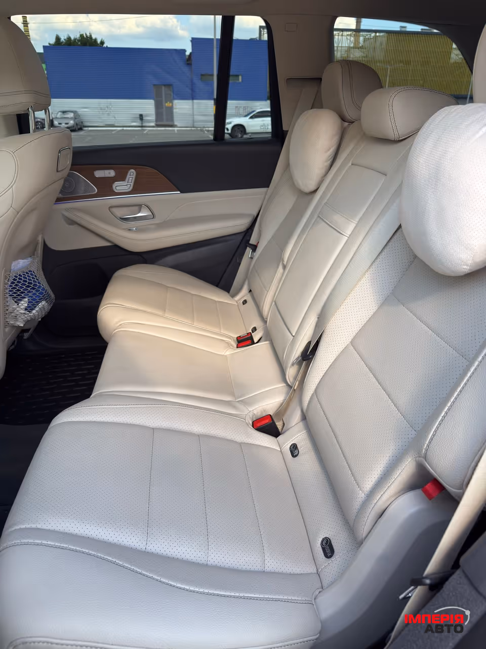 Mercedes-Benz GLS - фото 15