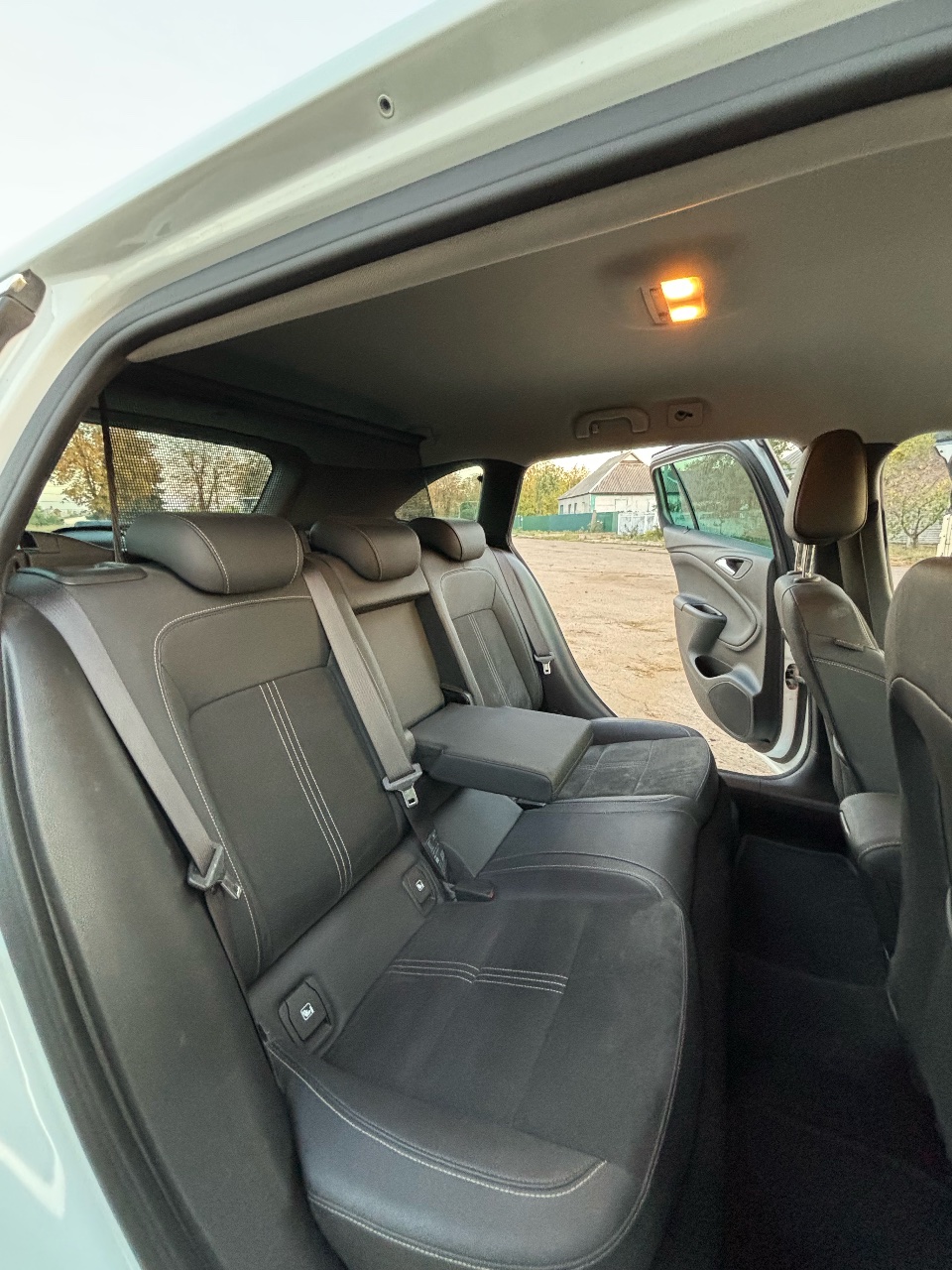 Opel Astra - фото 14