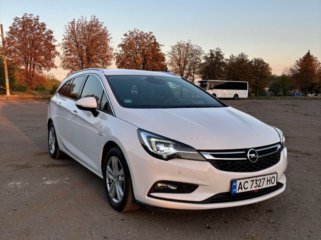 Opel Astra - фото 4