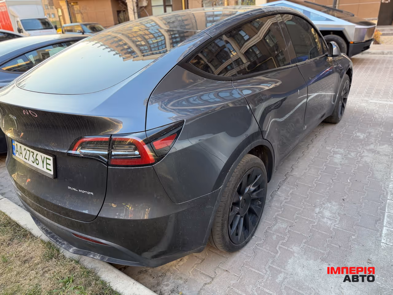 Tesla Model Y - фото 3