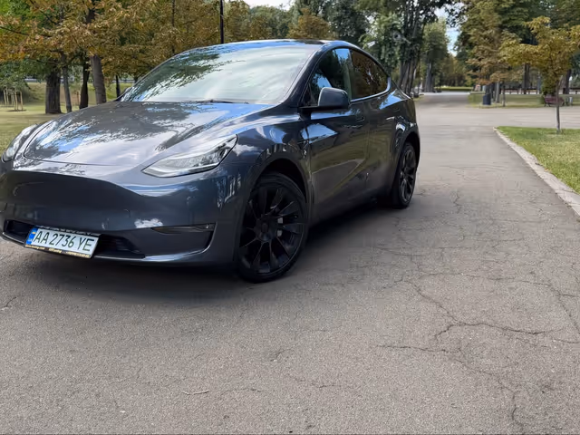 Tesla Model Y - зображення 4