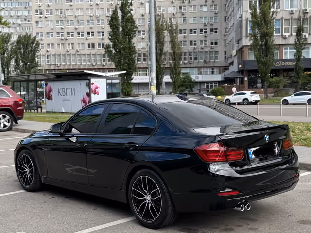 BMW 3 серії - фото 5