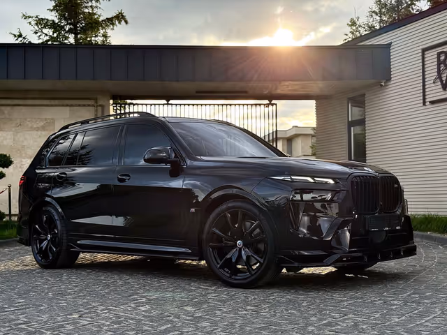 BMW X7 - фото 2