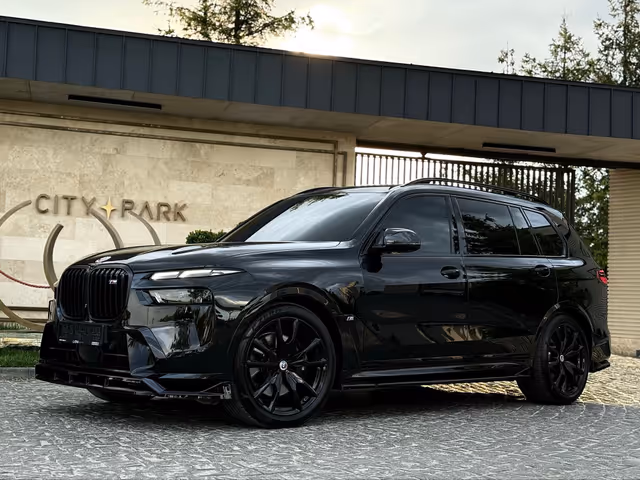 BMW X7 - фото 5