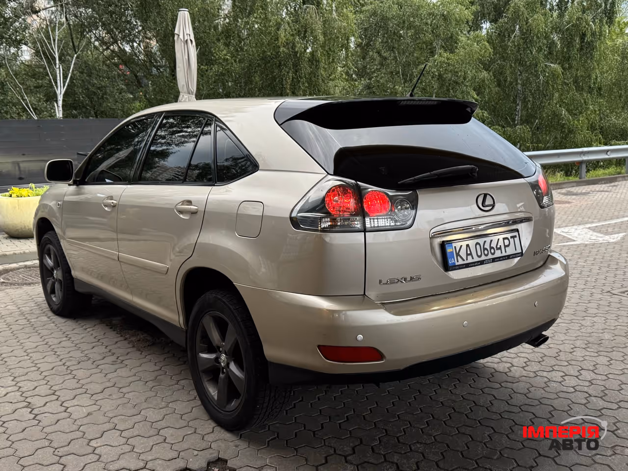Lexus RX - фото 25