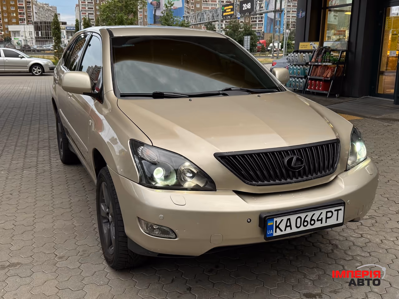 Lexus RX - фото 2