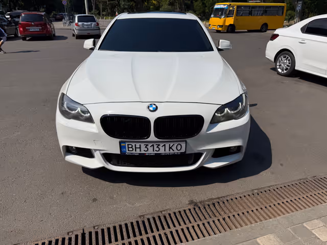 BMW 5 серії - фото 3