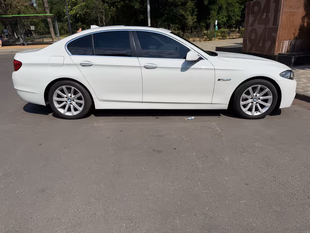 BMW 5 серії - фото 4
